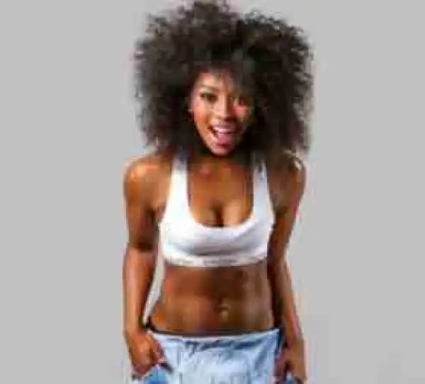 Pearl Modiadie Of Metro FM Shows Off Some Dance Moves